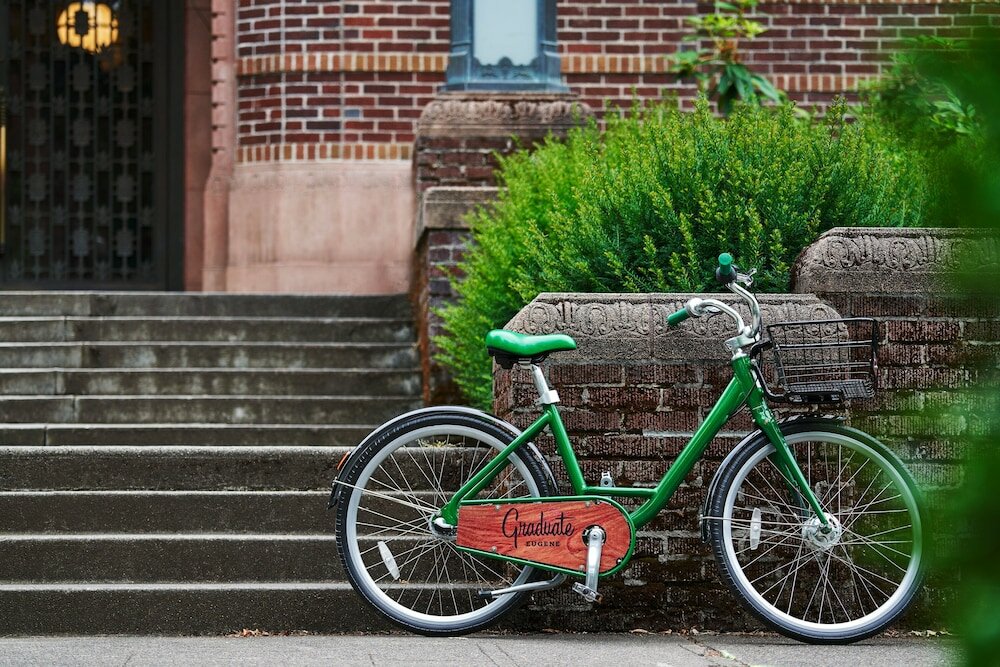 Фото Graduate Eugene