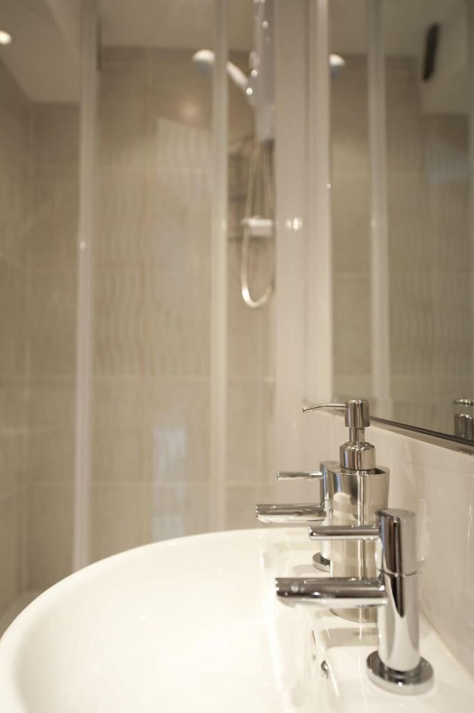 Фото Cadleigh Manor B&b