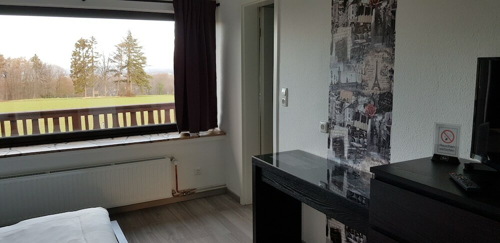 Фото Café Sonnenschein & Pension