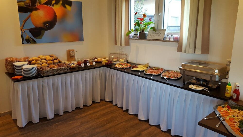 Фото Café Sonnenschein & Pension