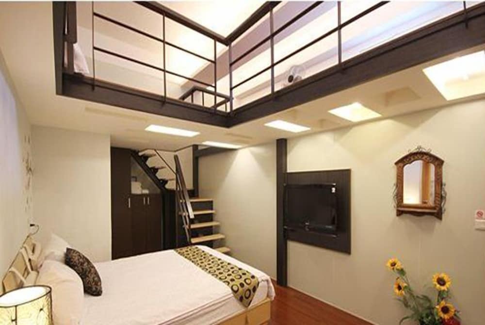 Фото Happiness Yes Hostel Ⅱ