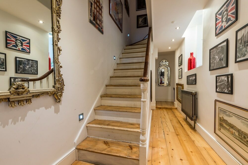 Фото Sherlocks Hidden Home