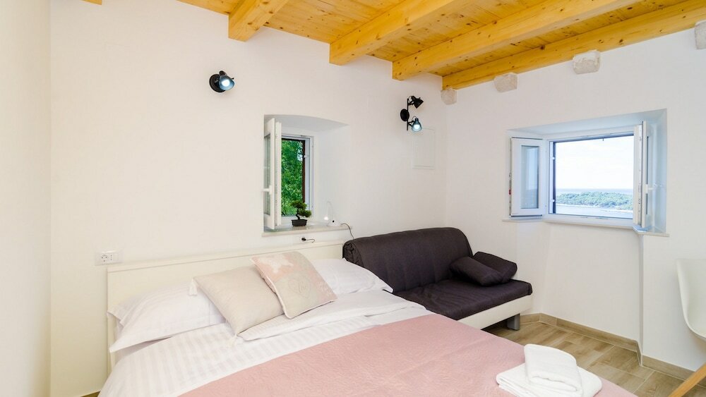 Фото Shining Star Apartments