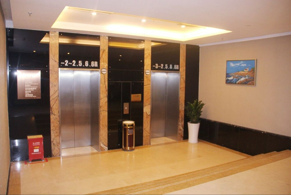 Фото Golden Central Hotel Shenzhen