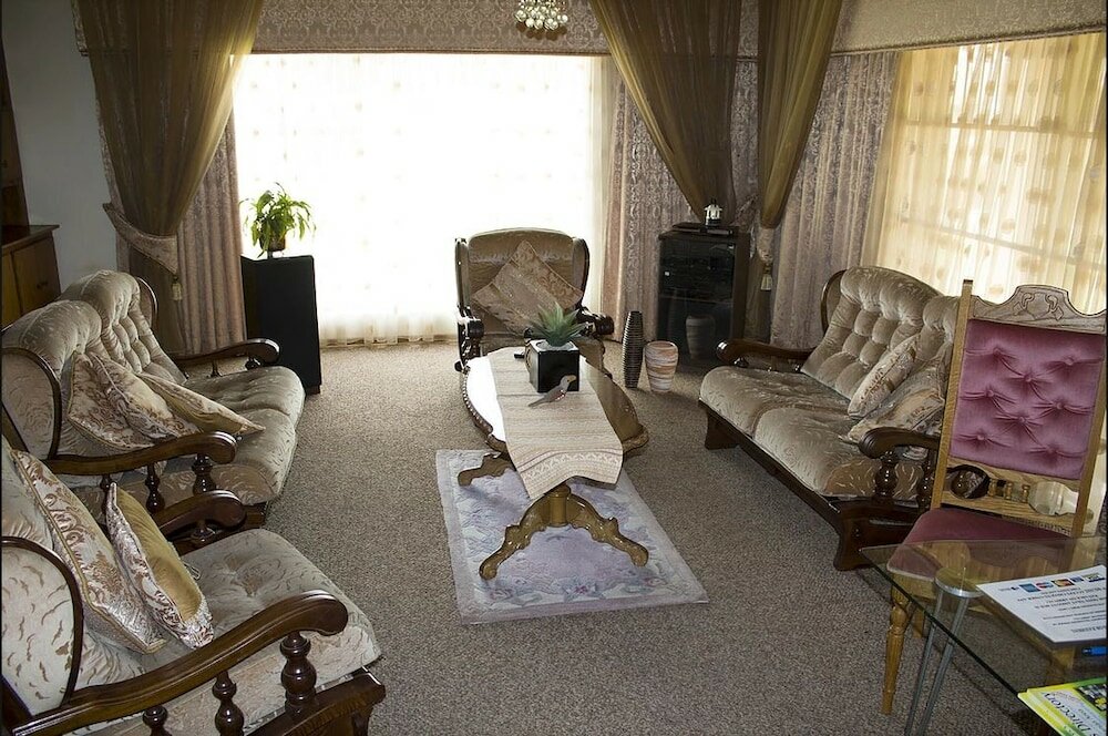 Фото Nmb Guest House