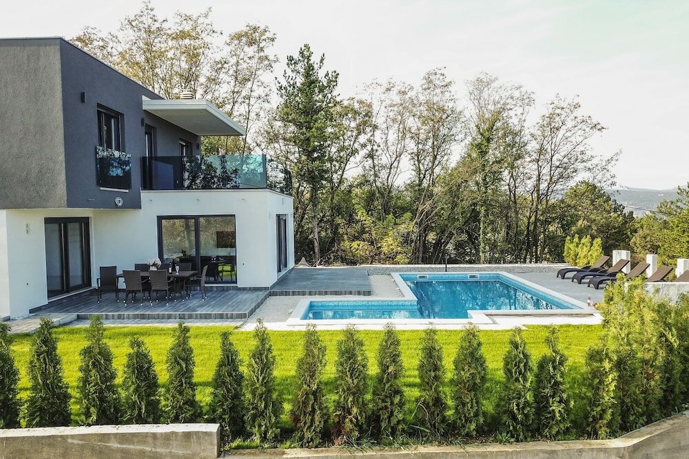 Фото Holiday House Luxury