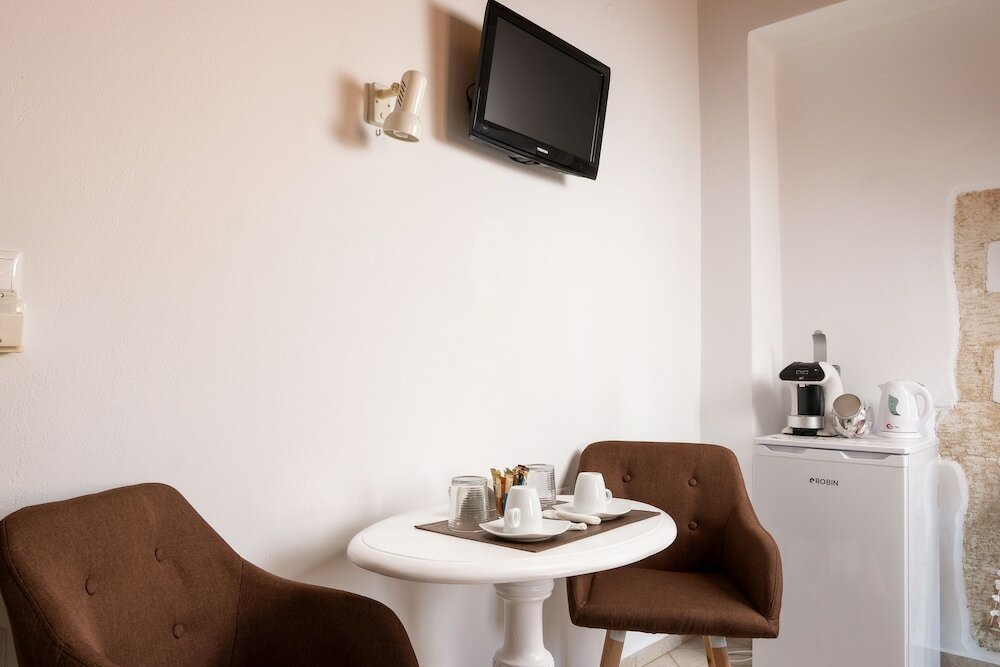 Фото Artemis Rooms Chania