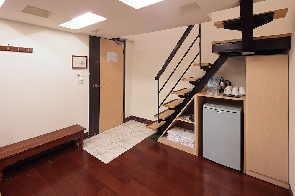 Фото Happiness Yes Hostel Ⅱ