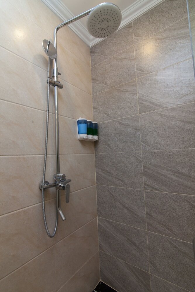 Фото Hanoi Central Hotel & Residences