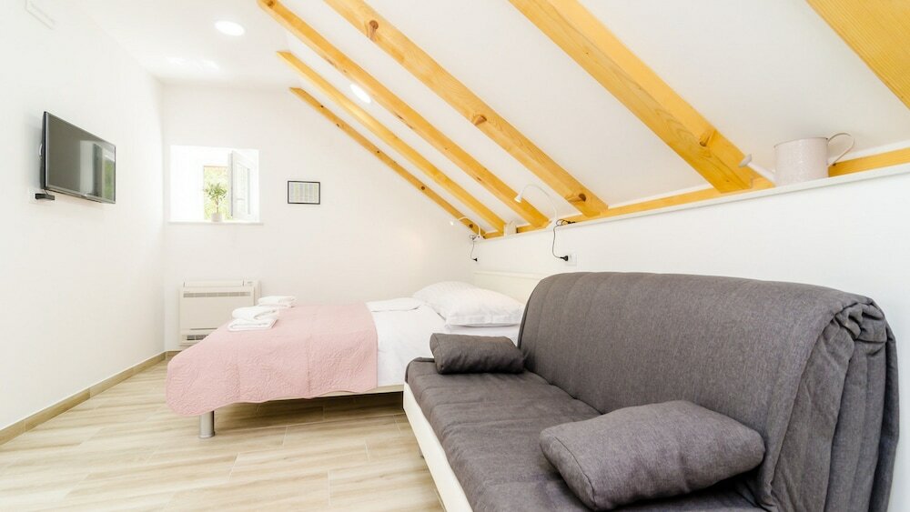 Фото Shining Star Apartments