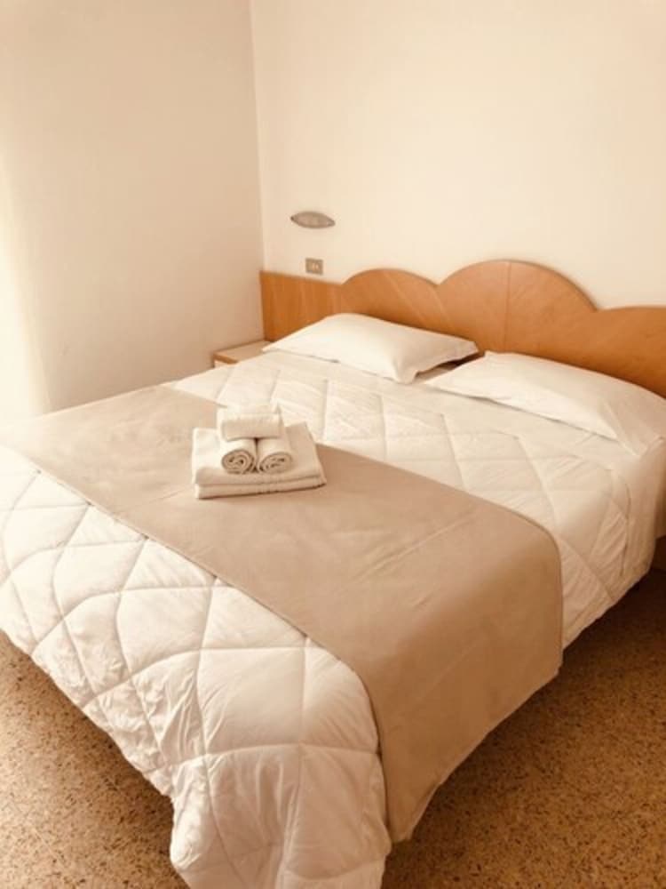 Фото Hotel Montecarlo