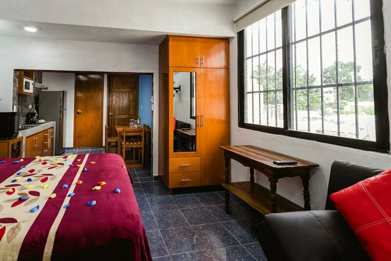 Гостиница Suite Studio Serviced Apartments