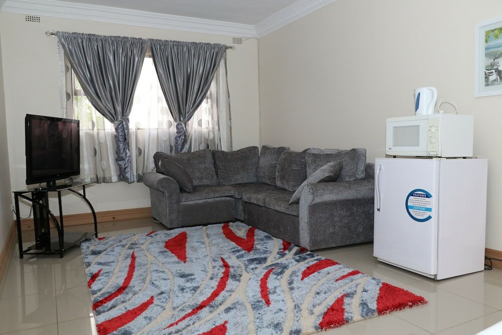 Фото Shailoh Folyjon 2Bedroomed Wing