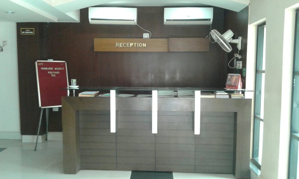 Фото Hotel Siddharth Regency