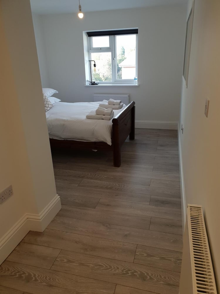 Фото Oxford Modern Guest House