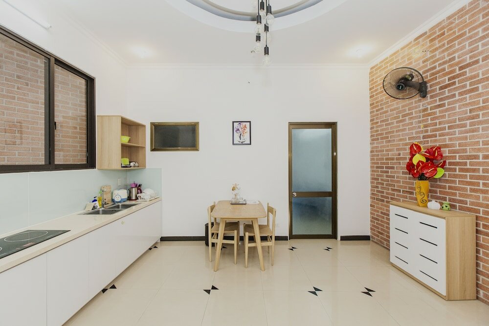 Фото Shjmily House