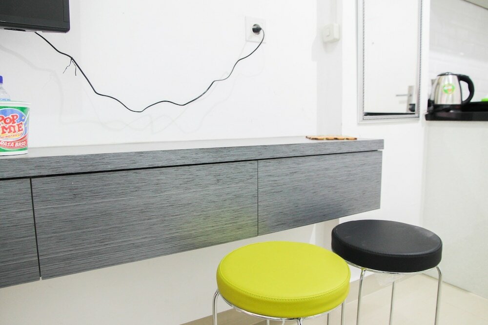 Фото Comfortable Studio Room Poris 88 Apartment Near Bale Kota Mall