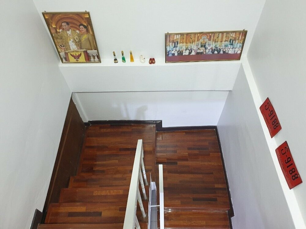 Фото Bhundaree Richy