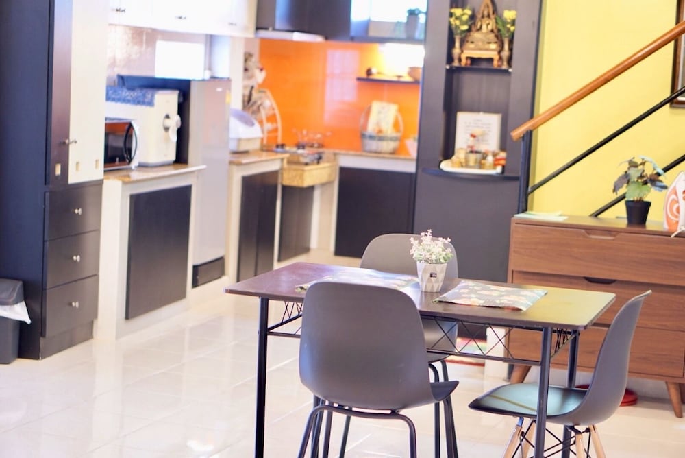 Фото Bhundaree Richy