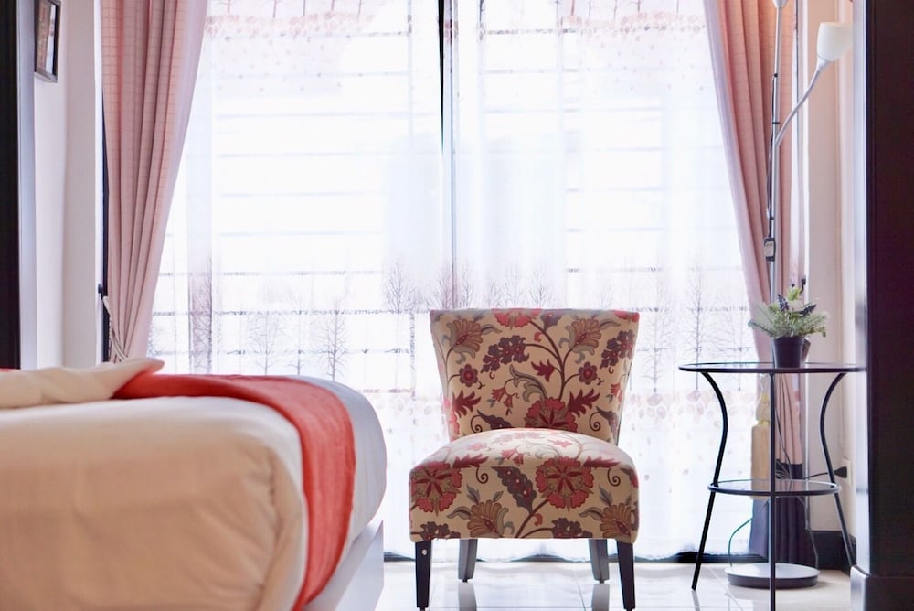 Фото Bhundaree Richy