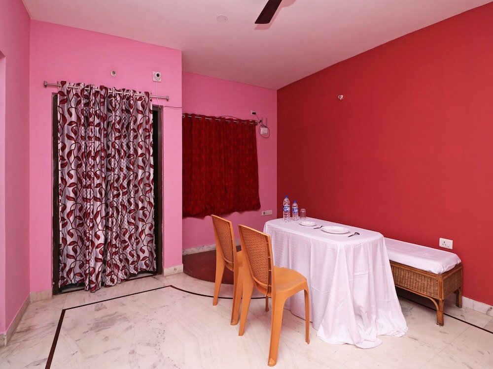 Фото Oyo 7111 Fanindra Guest House