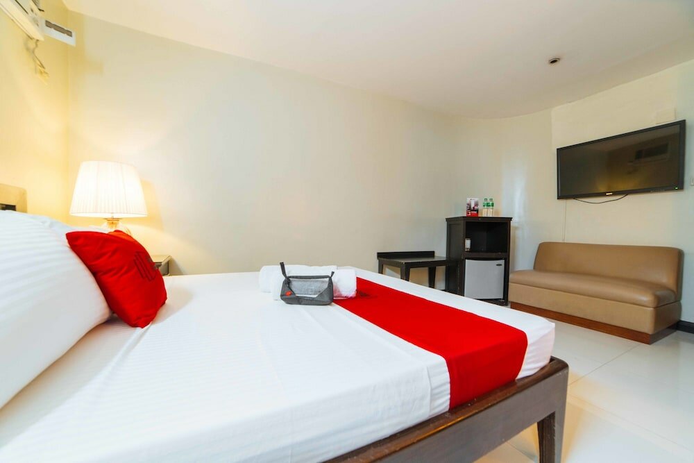 Фото RedDoorz Plus near Naia Expressway