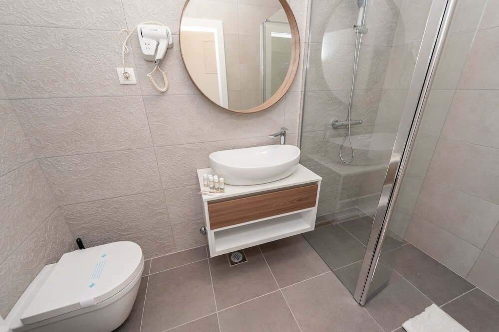 Фото Apartments & Rooms Pool Villas Maris