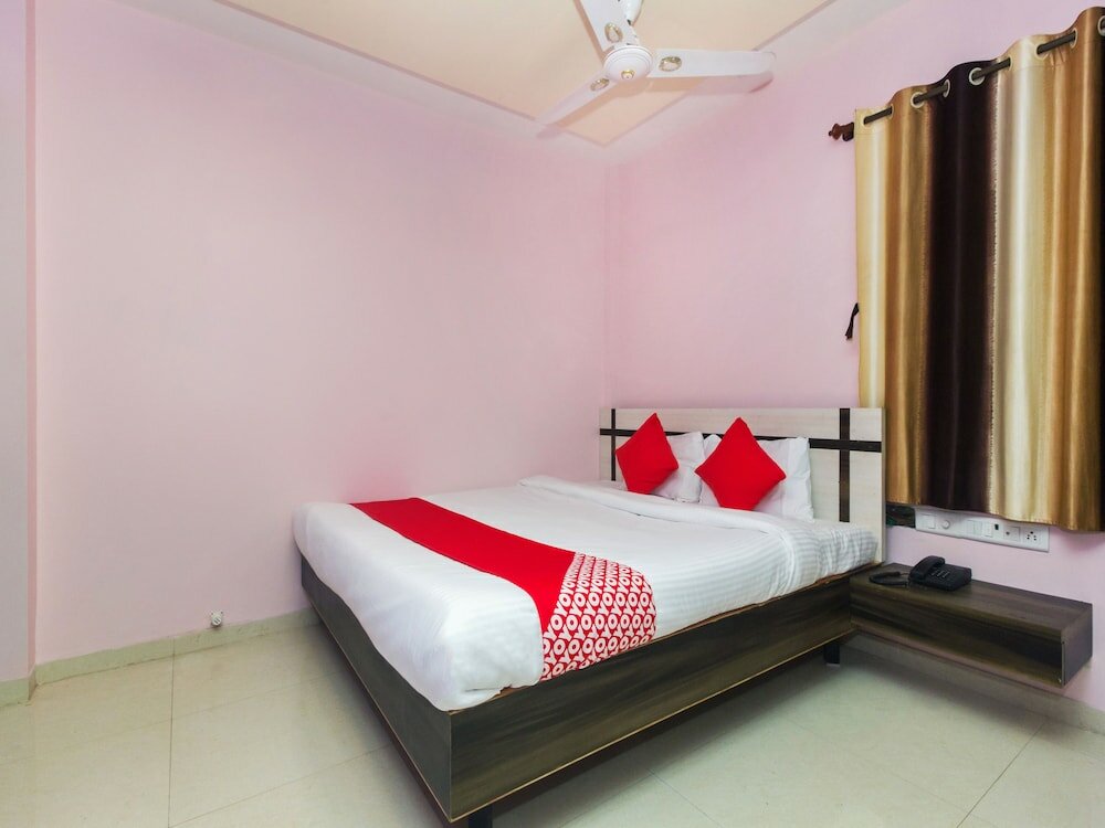 Фото Oyo 22918 Hotel Sadanand Mourya Lodging And Boarding