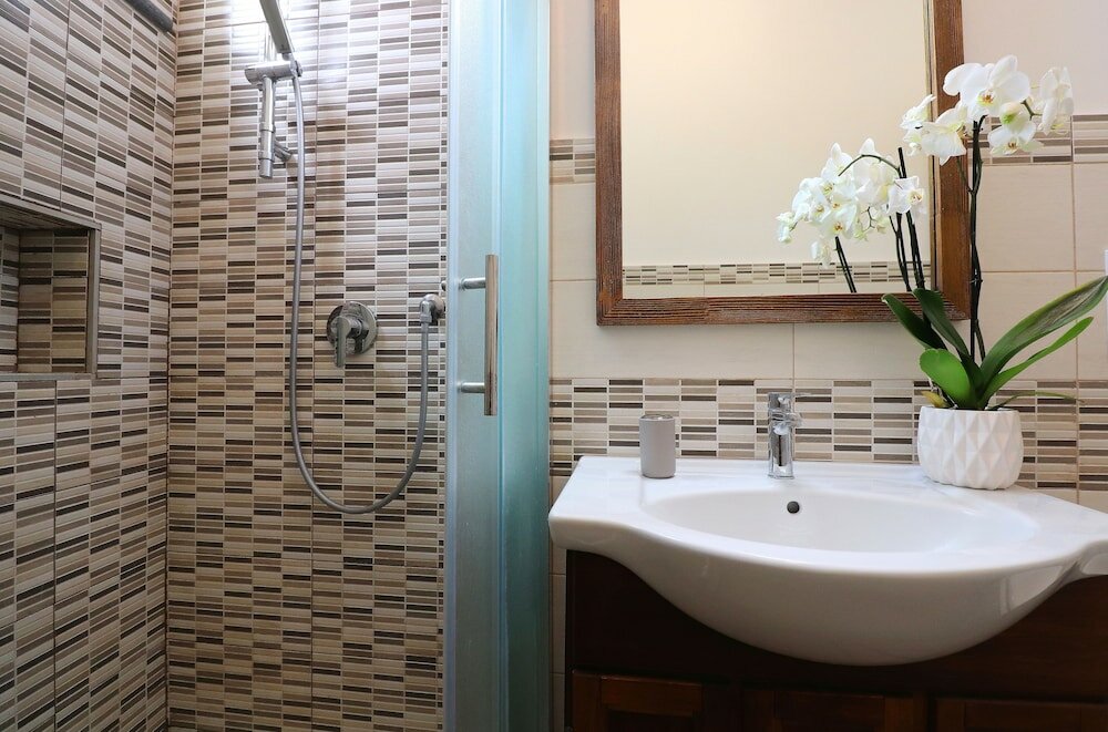 Фото Painter House