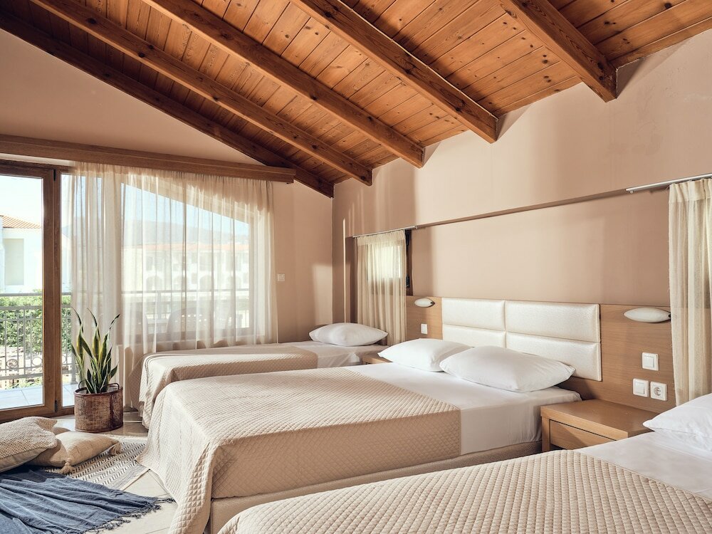 Фото Alkyonis Hotel