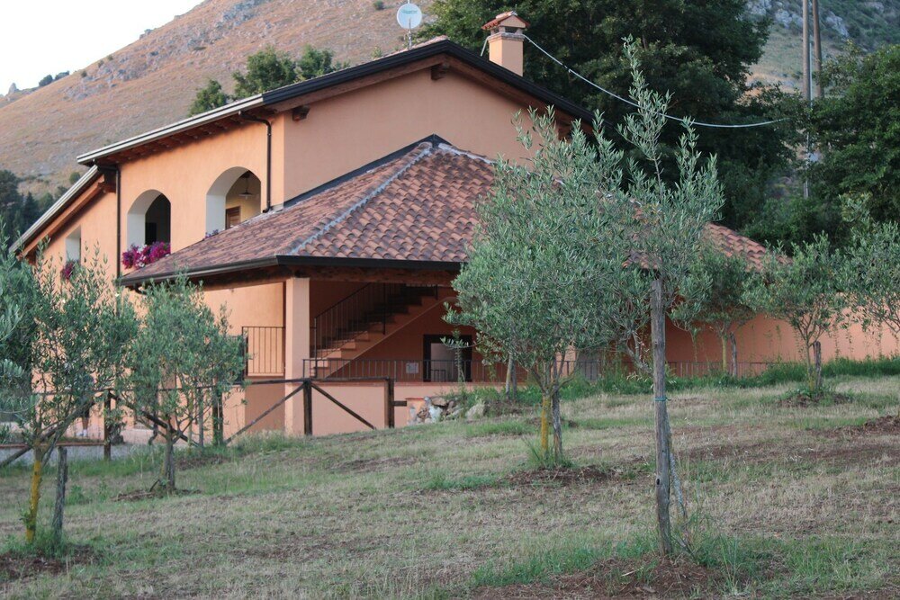 Фото Agriturismo L'Ulivo