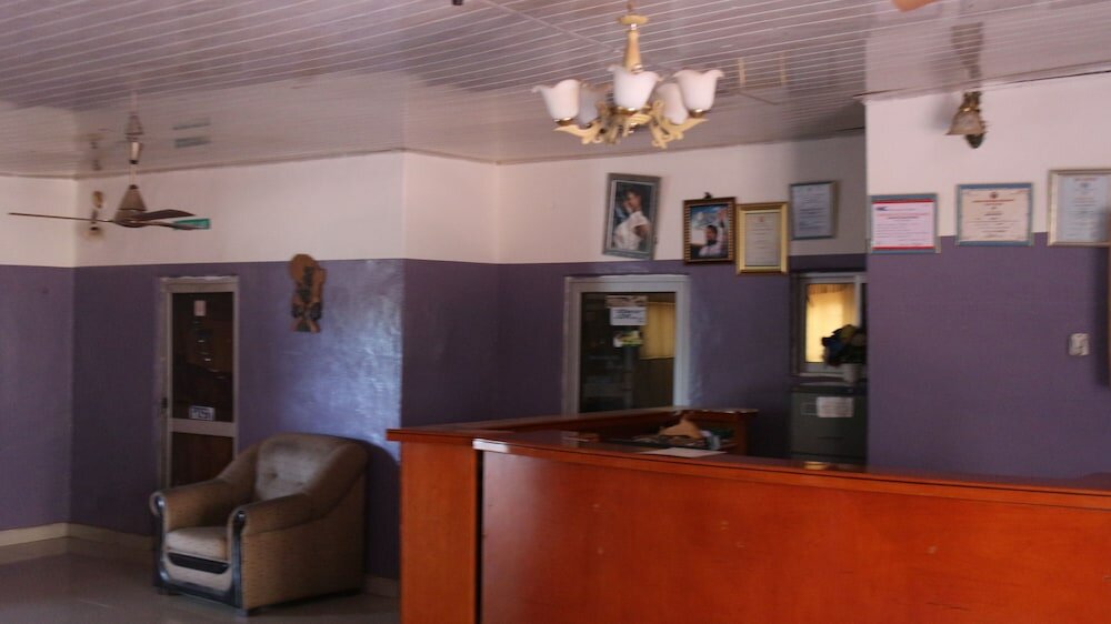 Фото Bigiza Court Hotel