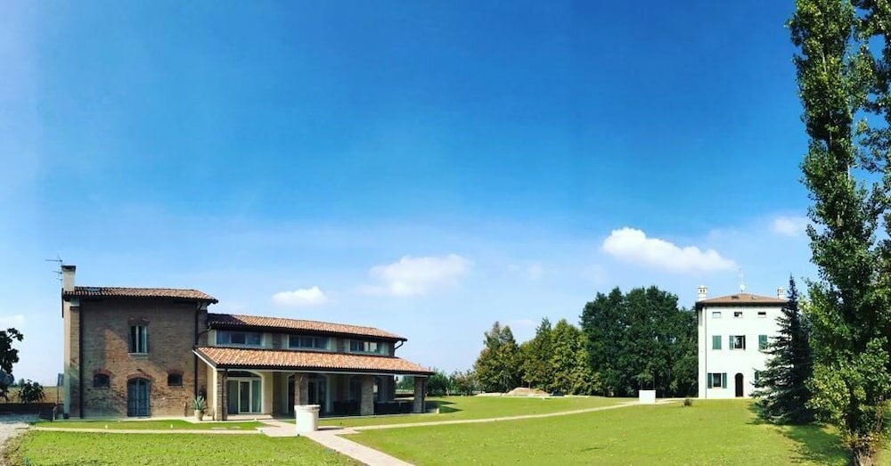 Фото Monteborre Agriturismo