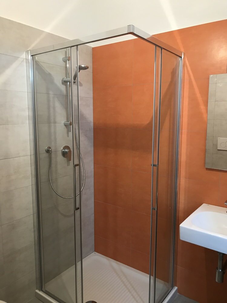 Фото Feel at Home Apartments & Rooms