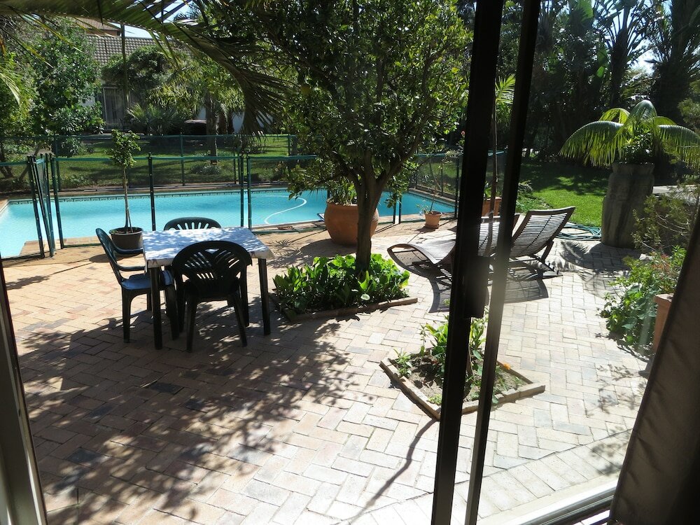 Фото Cape Oasis Guesthouse