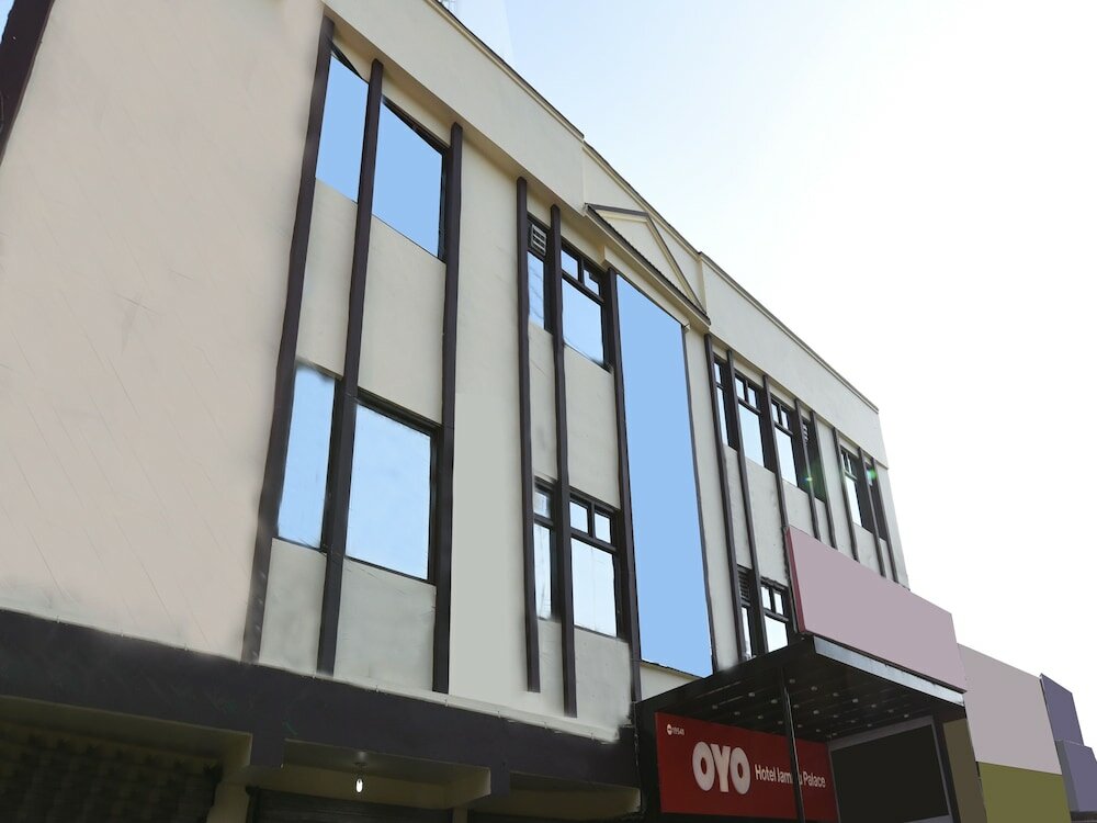 Фото Oyo 19541 Hotel Jammu Palace