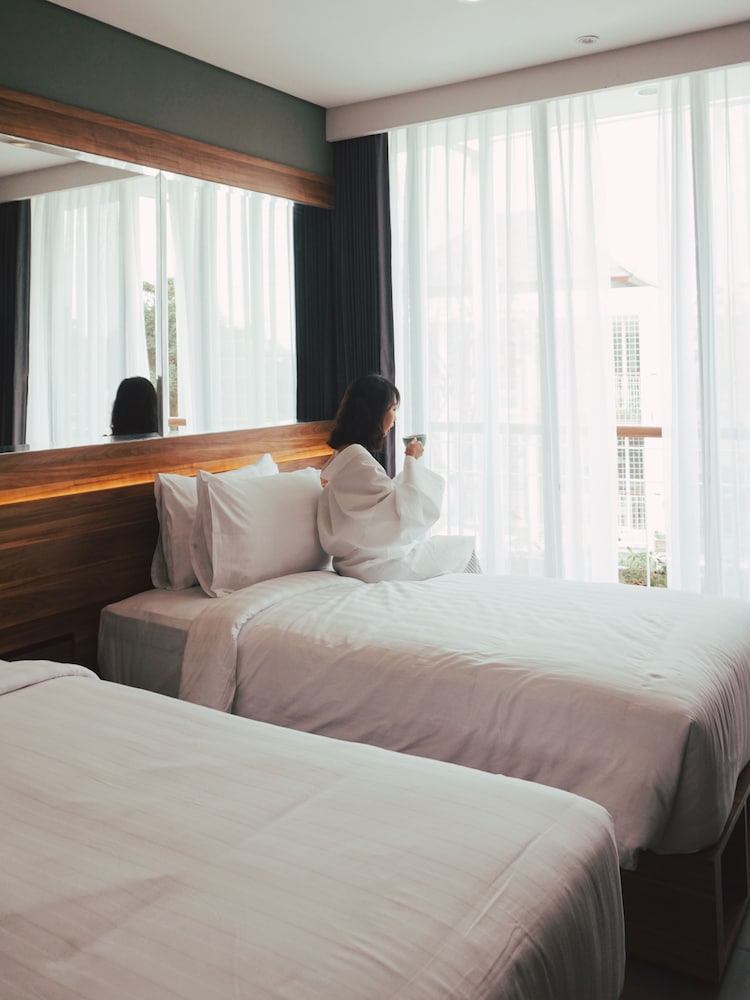 Фото Rimbun Canggu Hotel & Villa