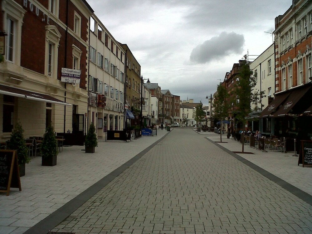 Фото Oxford Street 5 Bedroom Townhouse