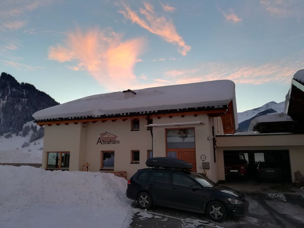 Фото Ferienwohnung Abraham