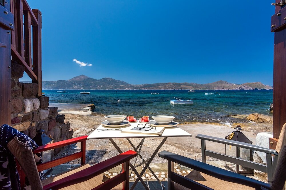 Фото Neosikos AmazingBeach House Milos Island