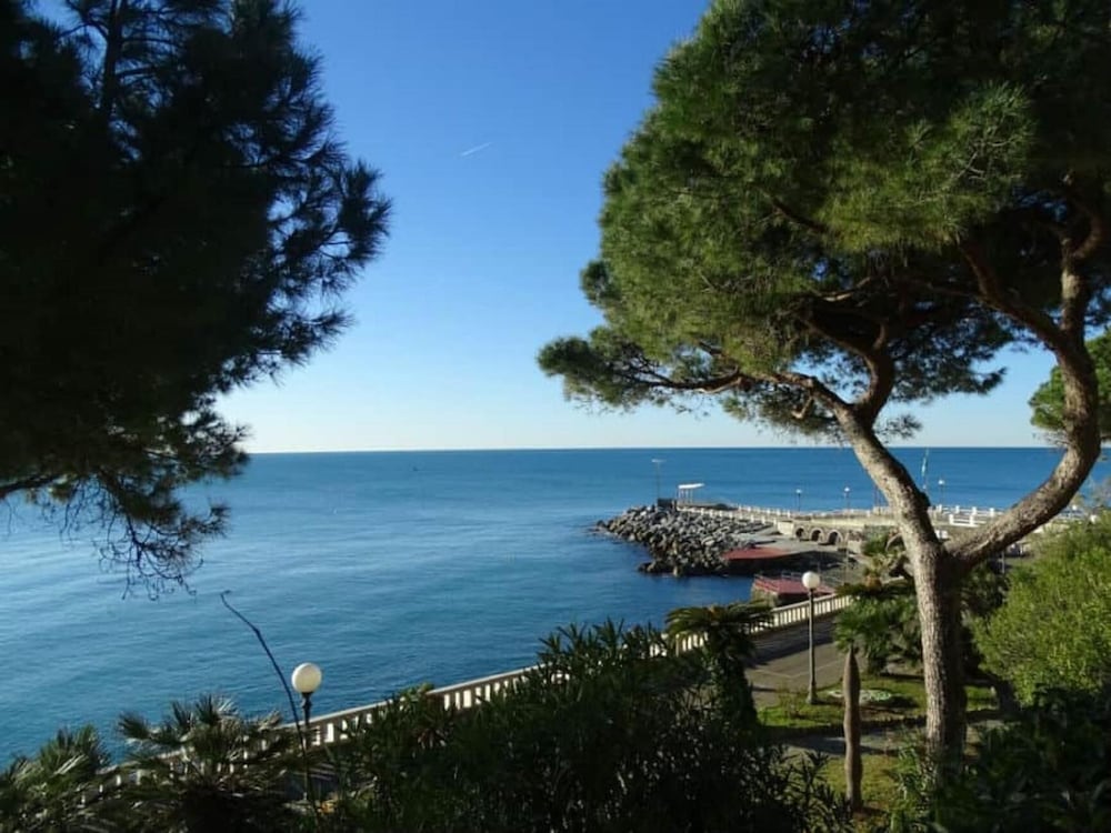 Фото Hotel Tirreno