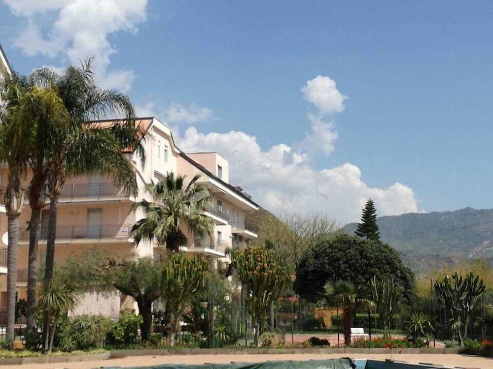 Фото Bouganville Residence