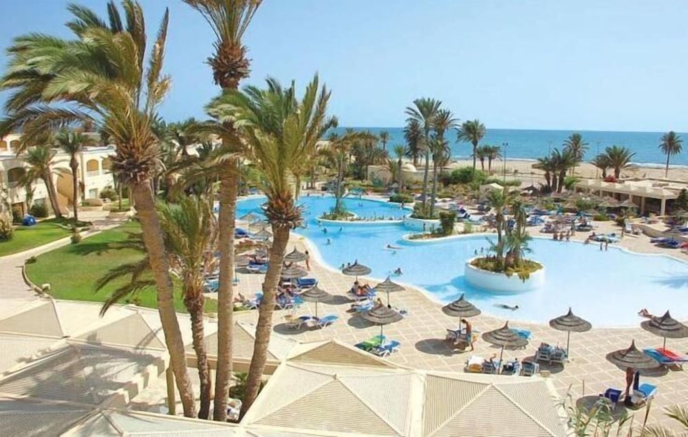 Фото Zephir Hotel & SPA