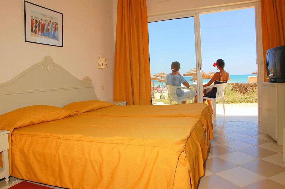 Фото Zephir Hotel & SPA