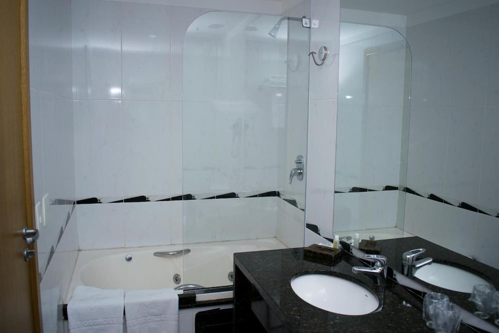 Фото Hotel Jacques Georges Tower