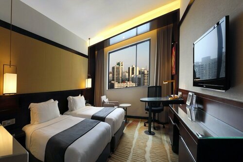 Гостиница Baohua Harbour View Hotel в Хайкоу