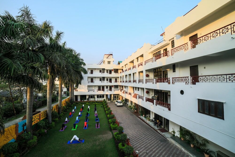 Фото Hotel Neeraj Bhawan