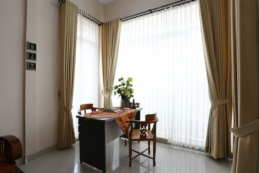 Фото RedDoorz @ Condong Catur 3