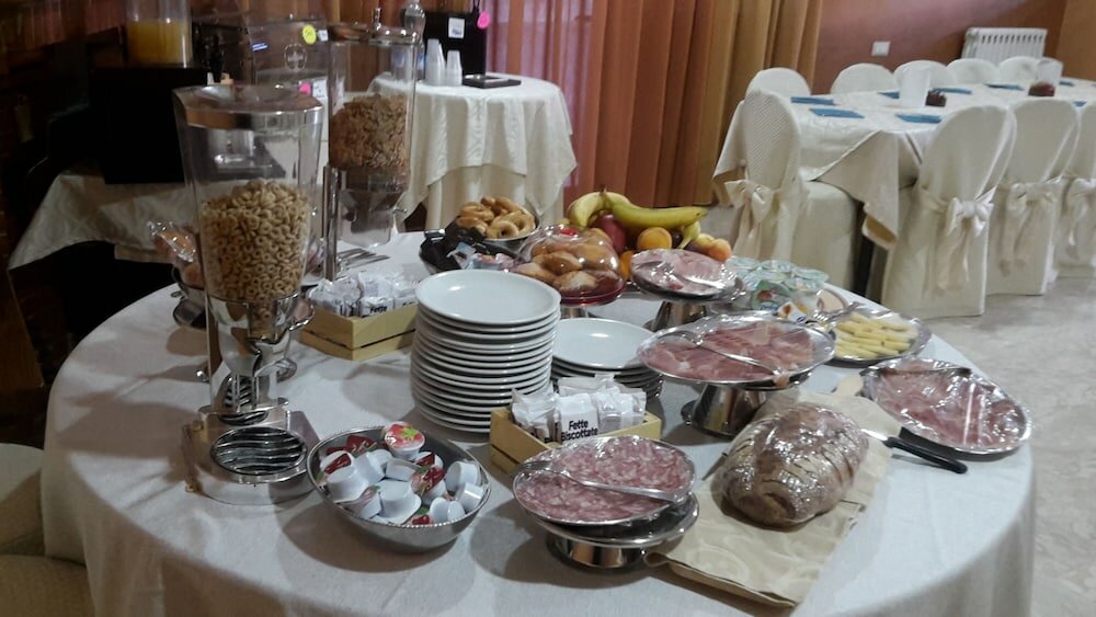 Фото Hotel Supersonik