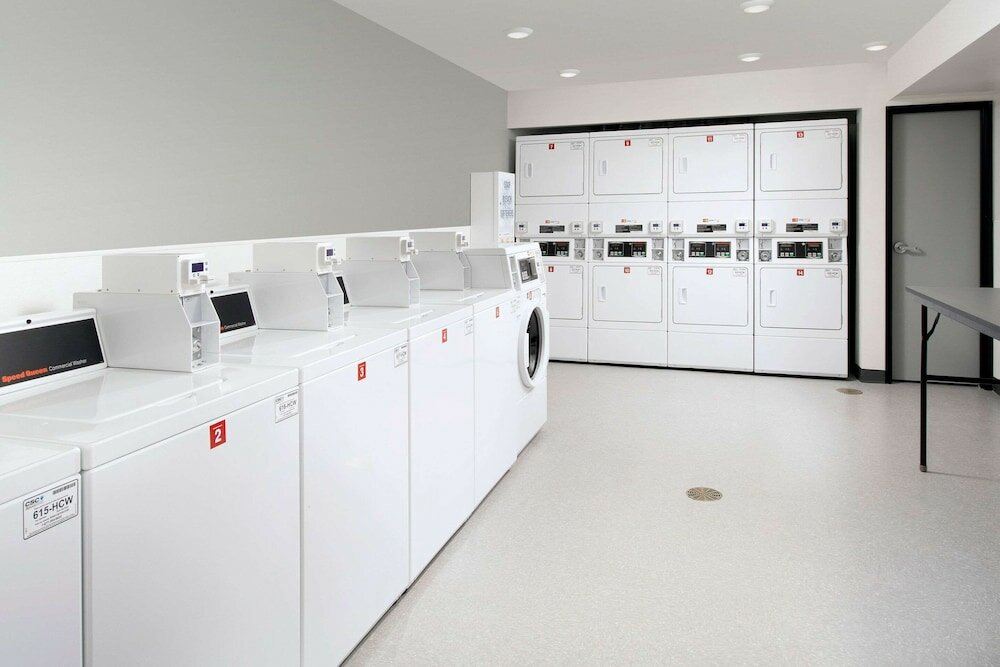 Фото WoodSpring Suites Seattle Redmond